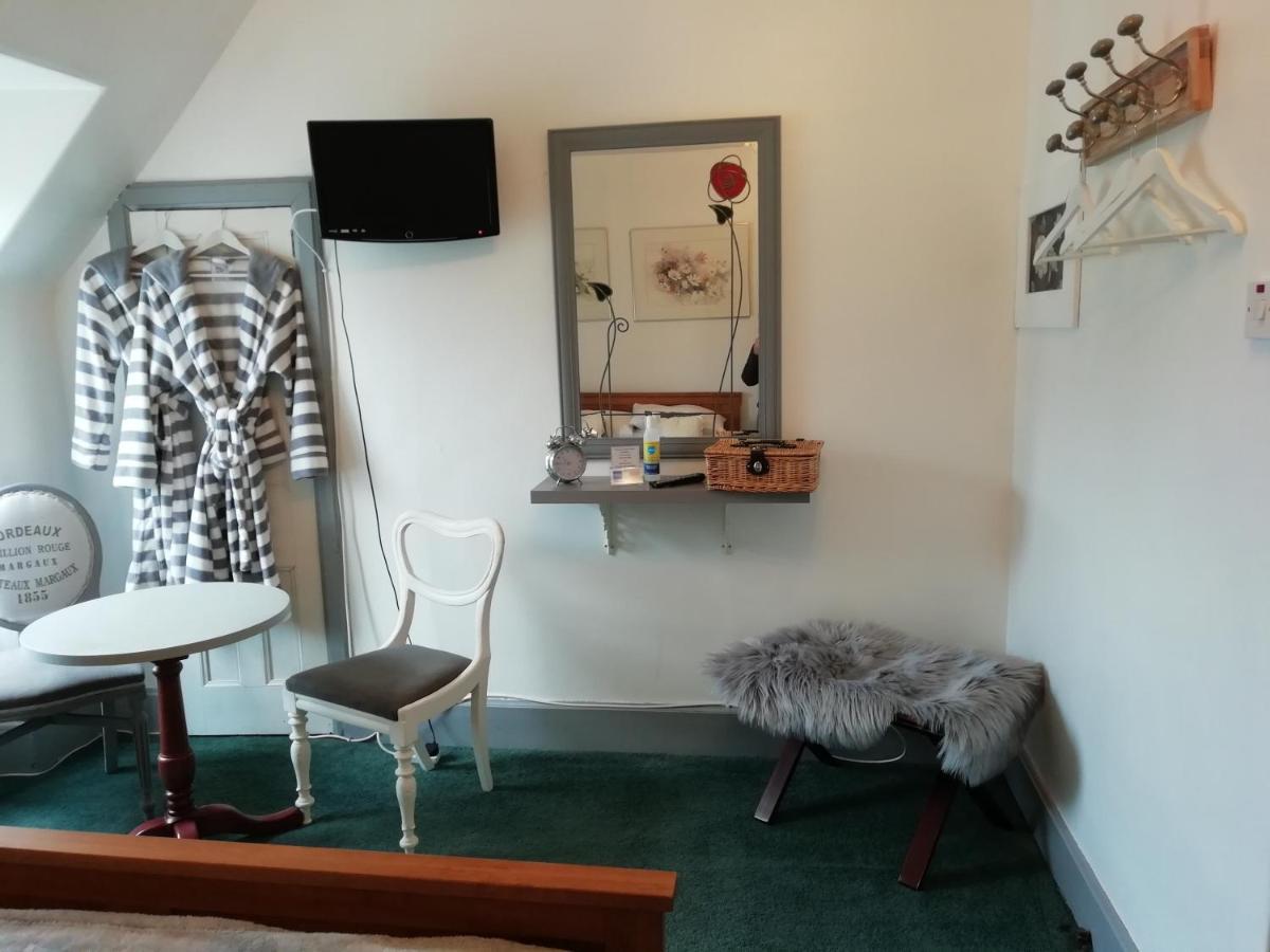 Argyle Guest House โทมินทูล ภายนอก รูปภาพ