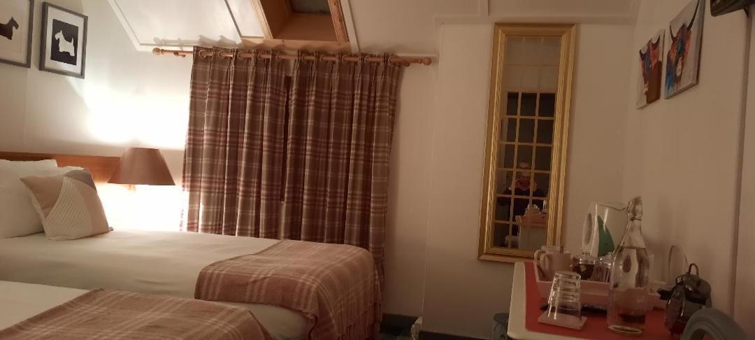Argyle Guest House โทมินทูล ภายนอก รูปภาพ