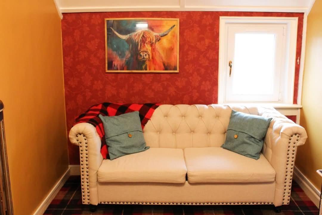 Argyle Guest House โทมินทูล ภายนอก รูปภาพ