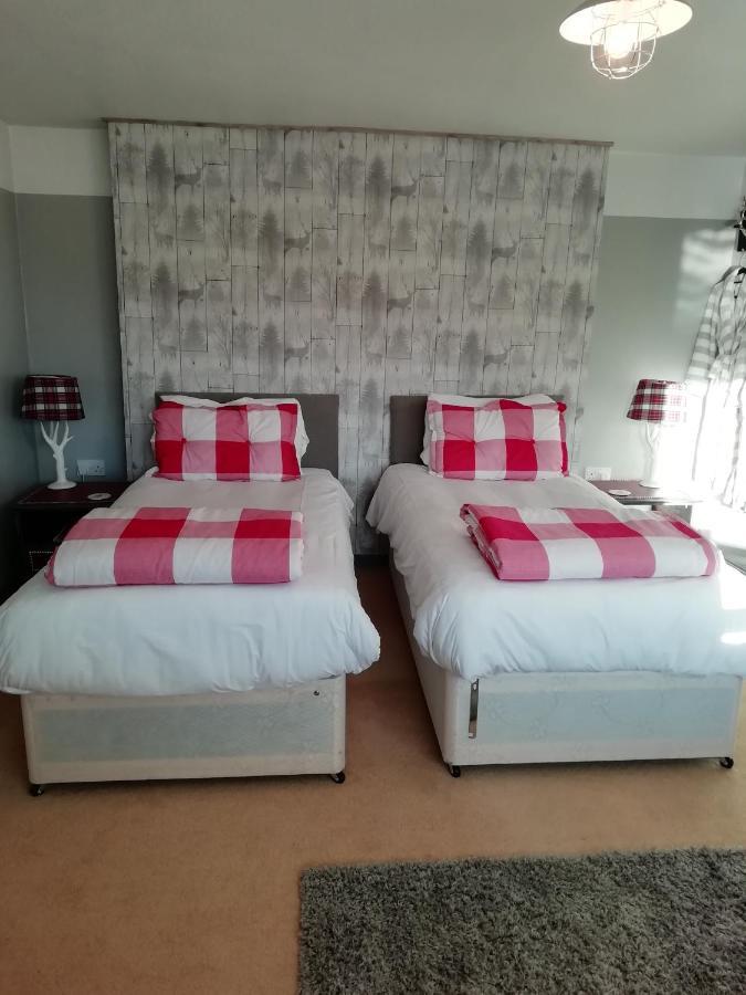 Argyle Guest House โทมินทูล ภายนอก รูปภาพ